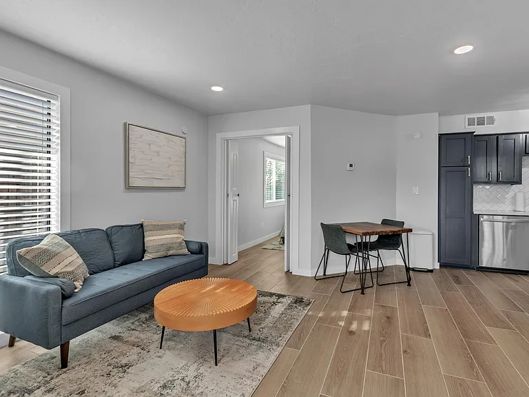 11550 N May Ave #106 — Photo 1