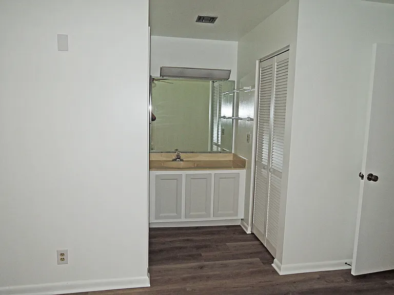 322 Colony Ln #C — Photo 14