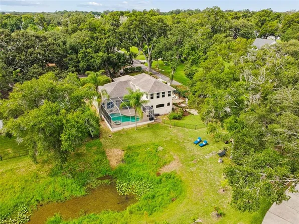1514 Booth Dr, Valrico, FL 33594