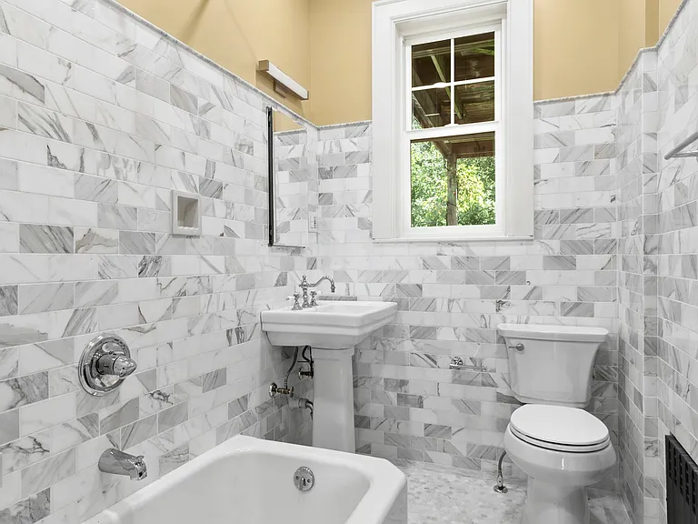 254 W 261st St #1 — Photo 8