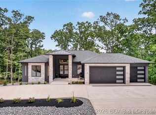 484 Spring Creek Dr, Sunrise Beach, MO 65079