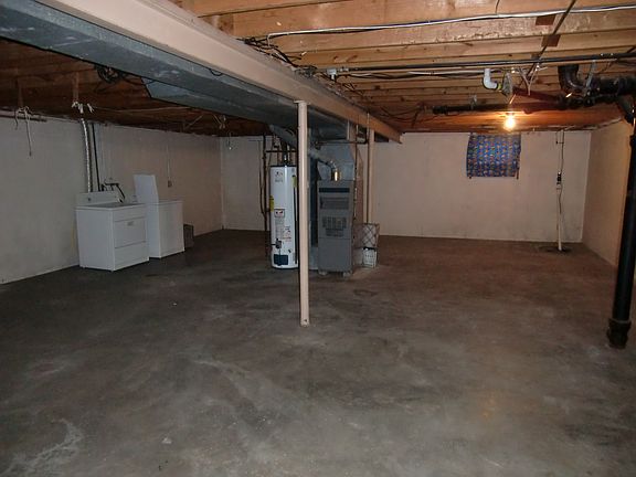 5th image of 15000 E 40th St S