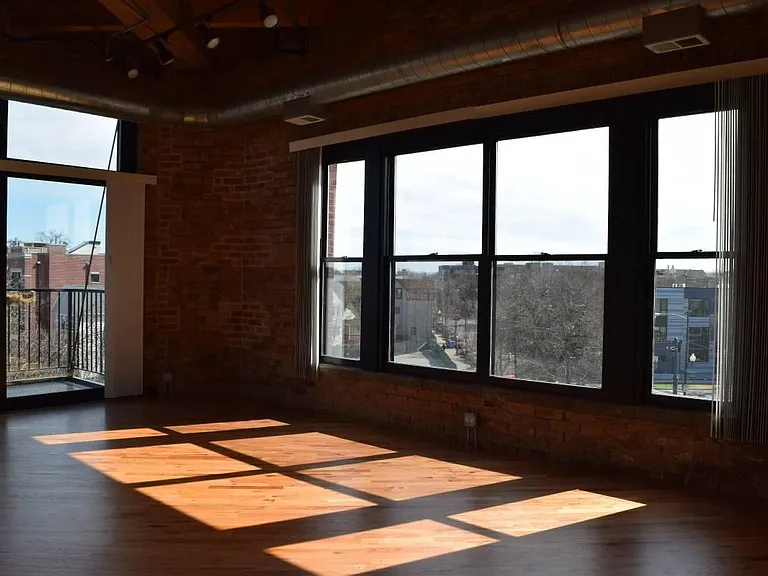 Sun-drenched great room