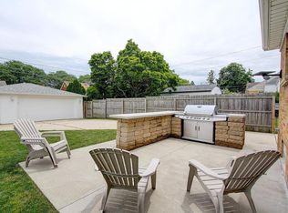 2918 S 46th St, Milwaukee, WI 53219