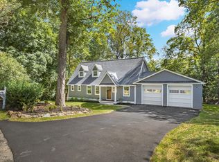 17 Bunn St, Califon, NJ 07830