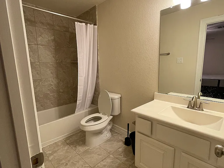 2707 Shadybrook Meadow Dr — Photo 13