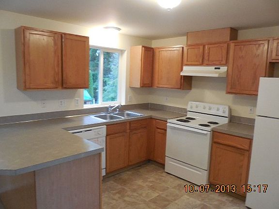 3rd image of 815 Lincoln Ave