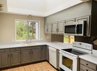 19361 61st Ave NE, Kenmore, WA 98028