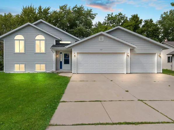239 Alison Ct, Wrightstown, WI 54180