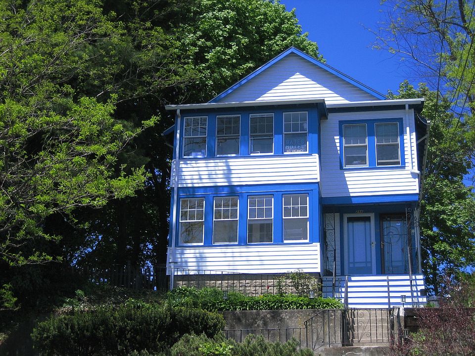 29 Highland Avenue