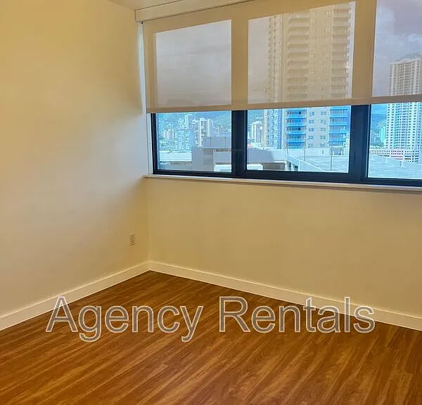 600 Queen St #1404 — Photo 12