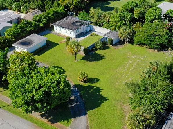 225 NE 22nd Street, Delray Beach, FL 33444