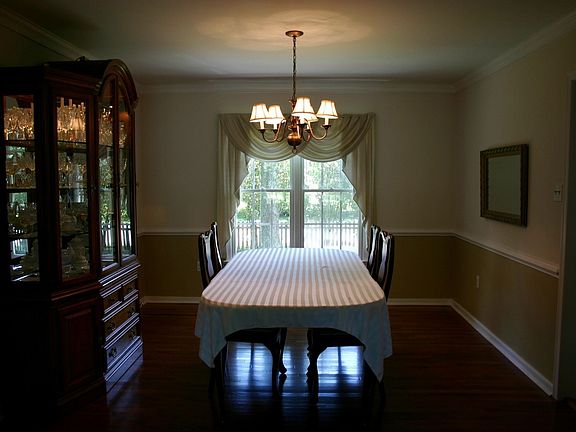 3rd image of 10350 Kilby Ct