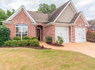 417 Suzanne Ave, Starkville, MS 39759