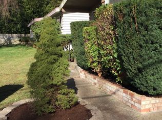 15502 Burke Ave N, Seattle, WA 98133