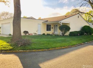 116C Empress Plz, Monroe Township, NJ 08831