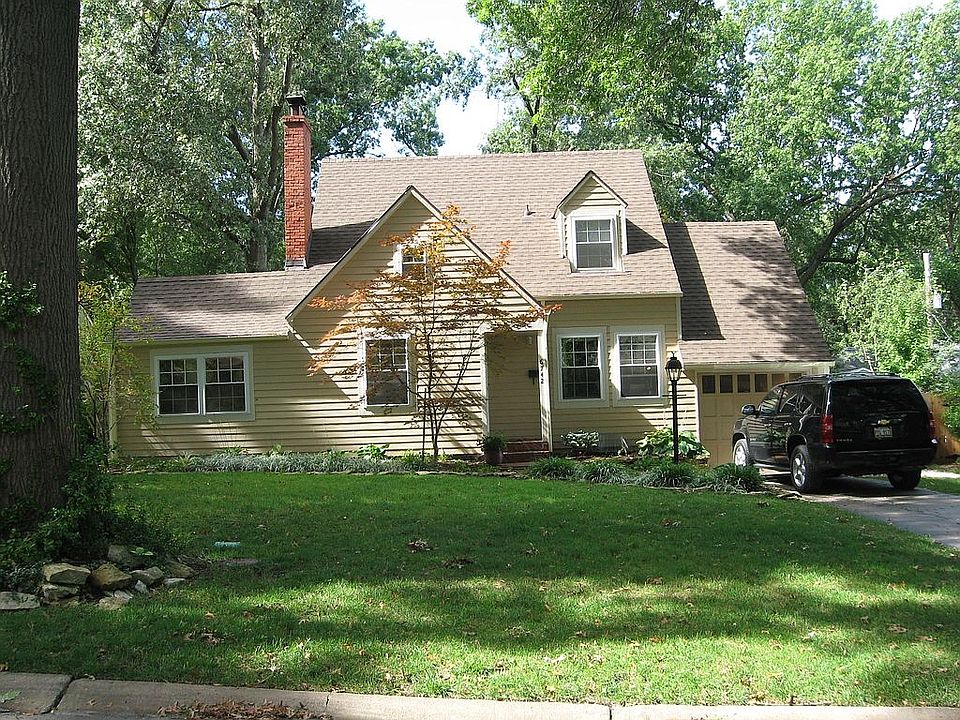 1st image of 6742 Fontana St