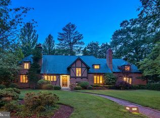 6208 Kennedy Dr, Chevy Chase, MD 20815