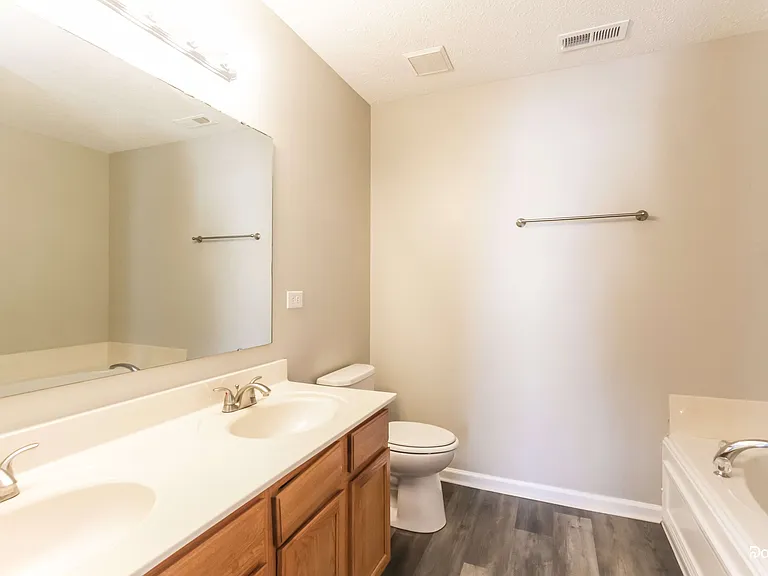 8684 N Springview Dr — Photo 13