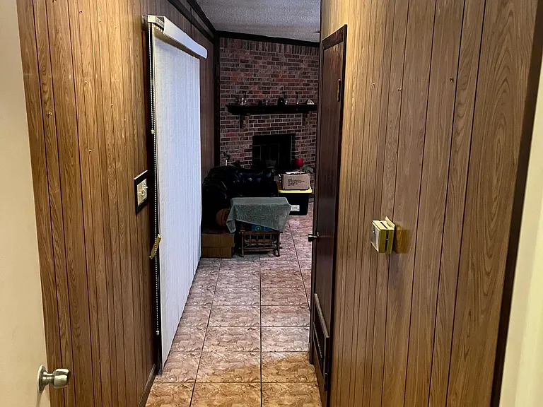 1230 E Leonard St — Photo 53