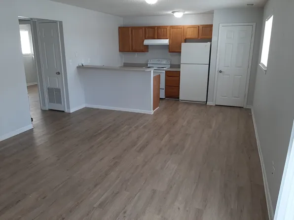 1017 Mariner Cir, Osage Beach, MO 65065