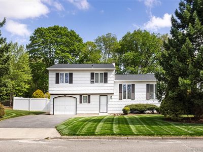 7 Mount McKinley Avenue, Farmingville, NY, 11738