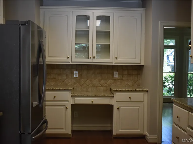 8212 Glynnwood Dr — Photo 13