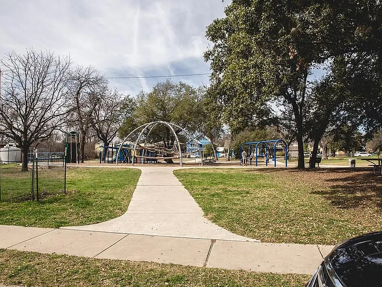 4209 Burnet Rd #206 — Photo 18