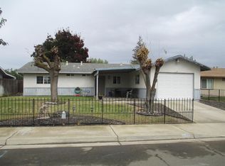 1328 Basil Ct, Newman, CA