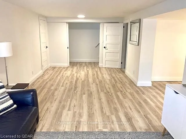 11 Auburn St — Photo 6