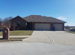 2108 S Gristmill Ct, Ozark, MO 65721