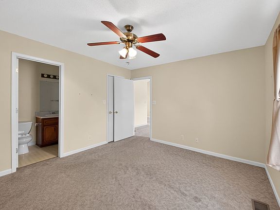 5th image of 2820 Nat Hoosier Ln