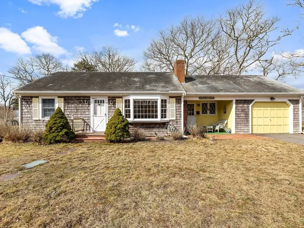 7 Nantucket Ave, South Yarmouth, MA 02664