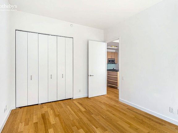 5th image of 325 5th Ave APT 15F