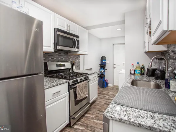 217 W Lancaster Ave APT 1B, Downingtown, PA 19335