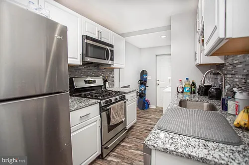 217 W Lancaster Ave #1B Photo 1