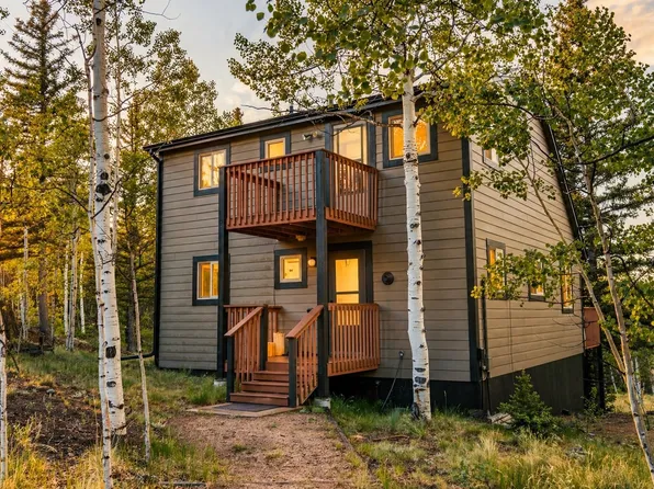 265 Bordenville Ct, Jefferson, CO 80456