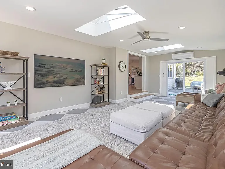 125 Bruce Rd — Photo 12