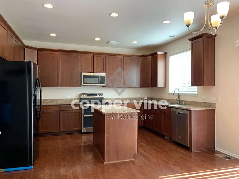 3342 E 140th Dr — Photo 5