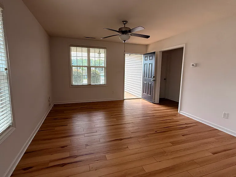 841 Skinner Dr — Photo 5
