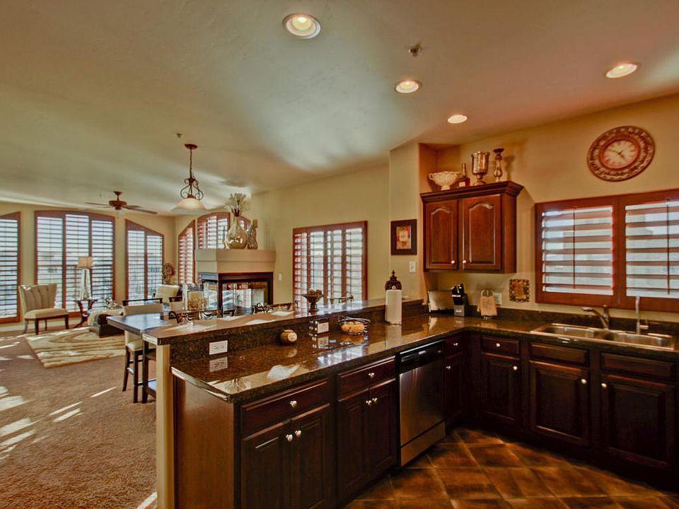 1st image of 5450 E Deer Valley Dr Unit 4009