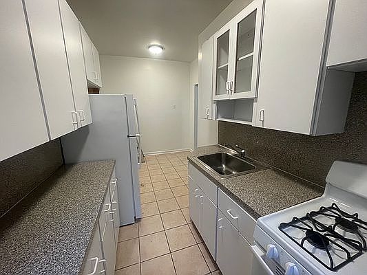 4th image of 43-15 45th St #1B