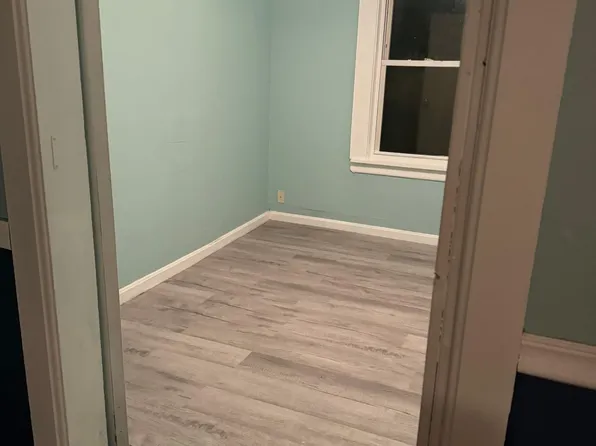 84 Hedley Ave Floor 3, Central Falls, RI 02863