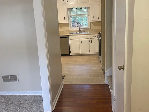 2nd image of 3534 Basswood Ct