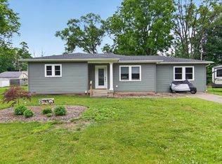 707 Lowell Ave, Jackson, MI 49202