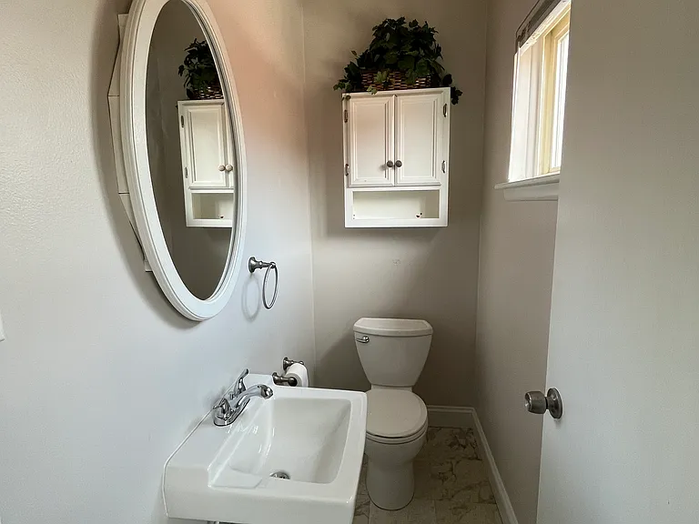 13643 Irvington Ct — Photo 8