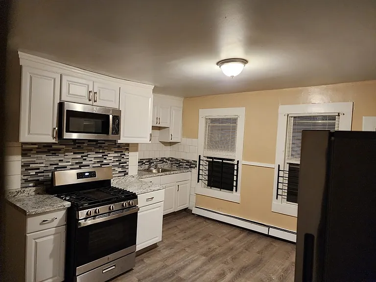 207 Court St #1 — Photo 17