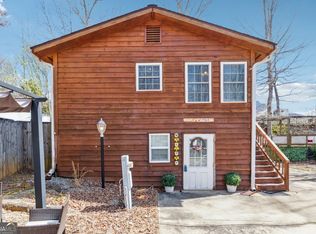65 Bear Mountain Trl, Cleveland, GA 30528