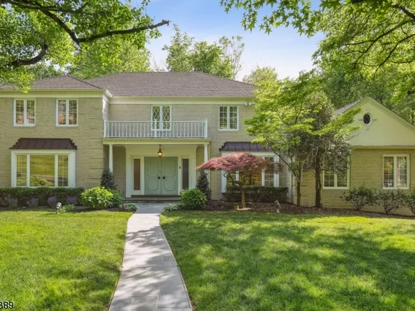 95 Lawrence Dr, Millburn Twp., NJ 07078