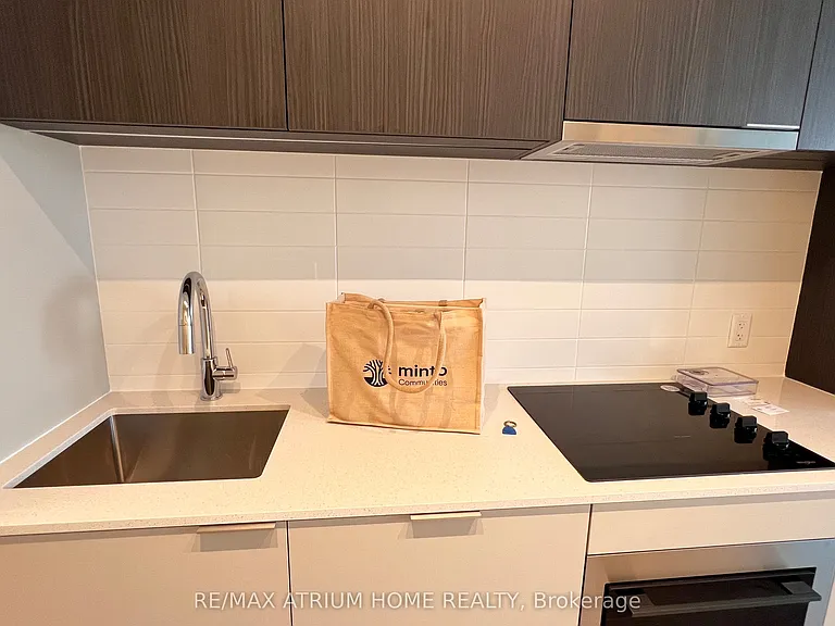 89 Church St #4705 — Photo 6